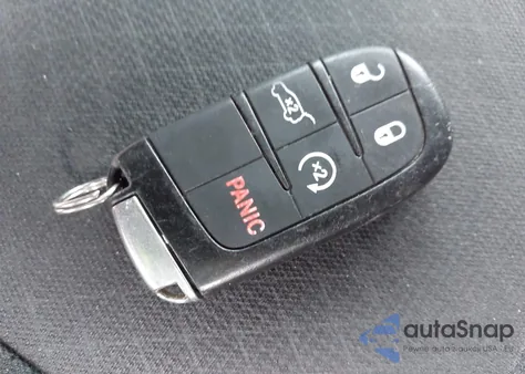 2018 Jeep Grand Cherokee Upland 4X4 из США, поврежденный, VIN 1C4RJFAG9JC393967